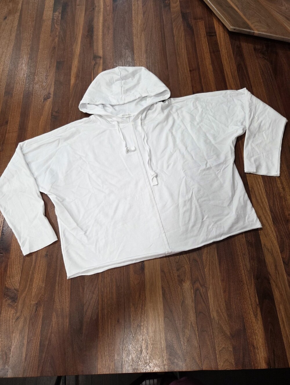 Mododoc White Kimono Sleeve Lightweight Hoodie Raw Hem Oversized Size Large